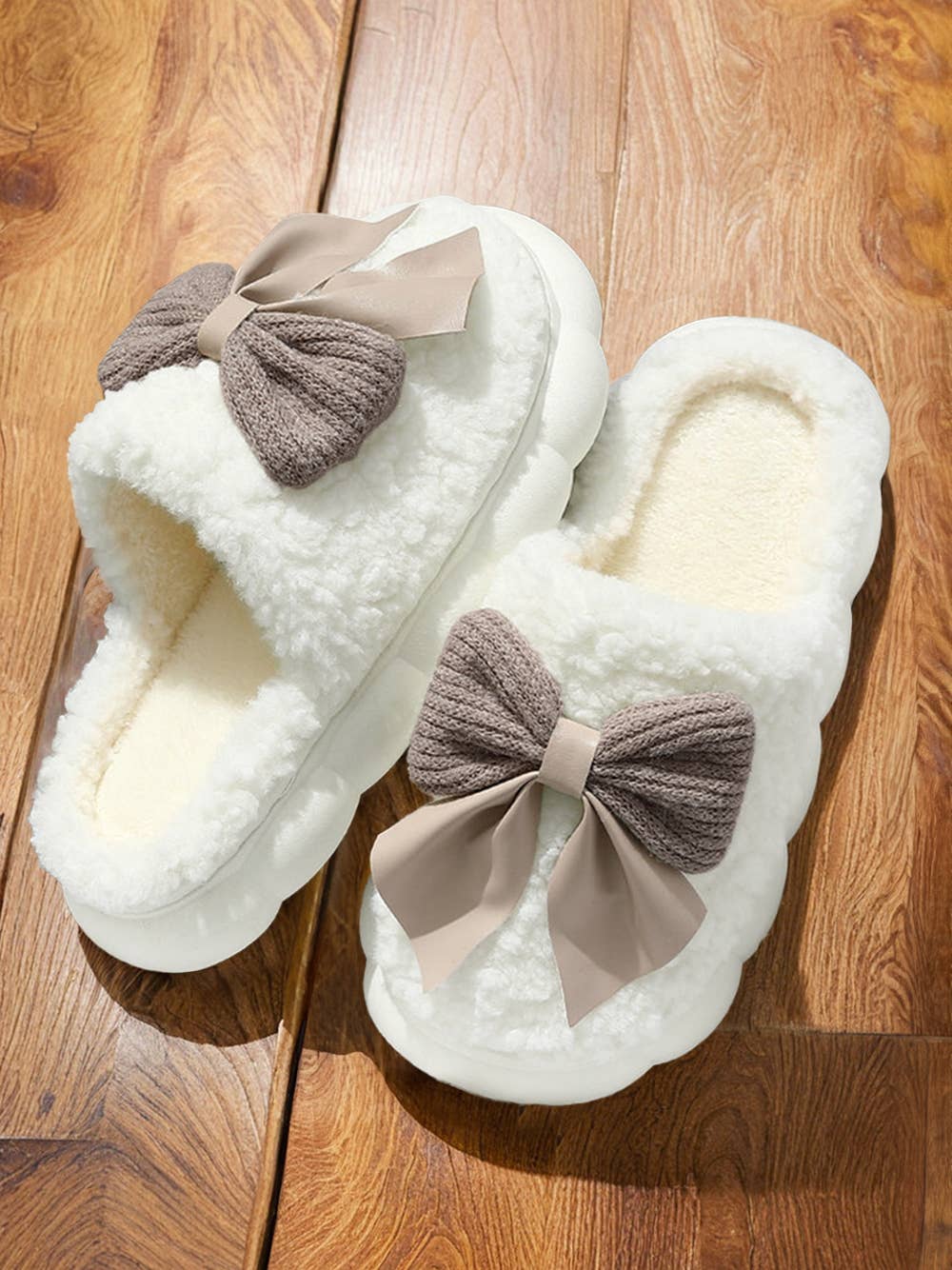 Contrast Bowknot Plush Winter Slippers