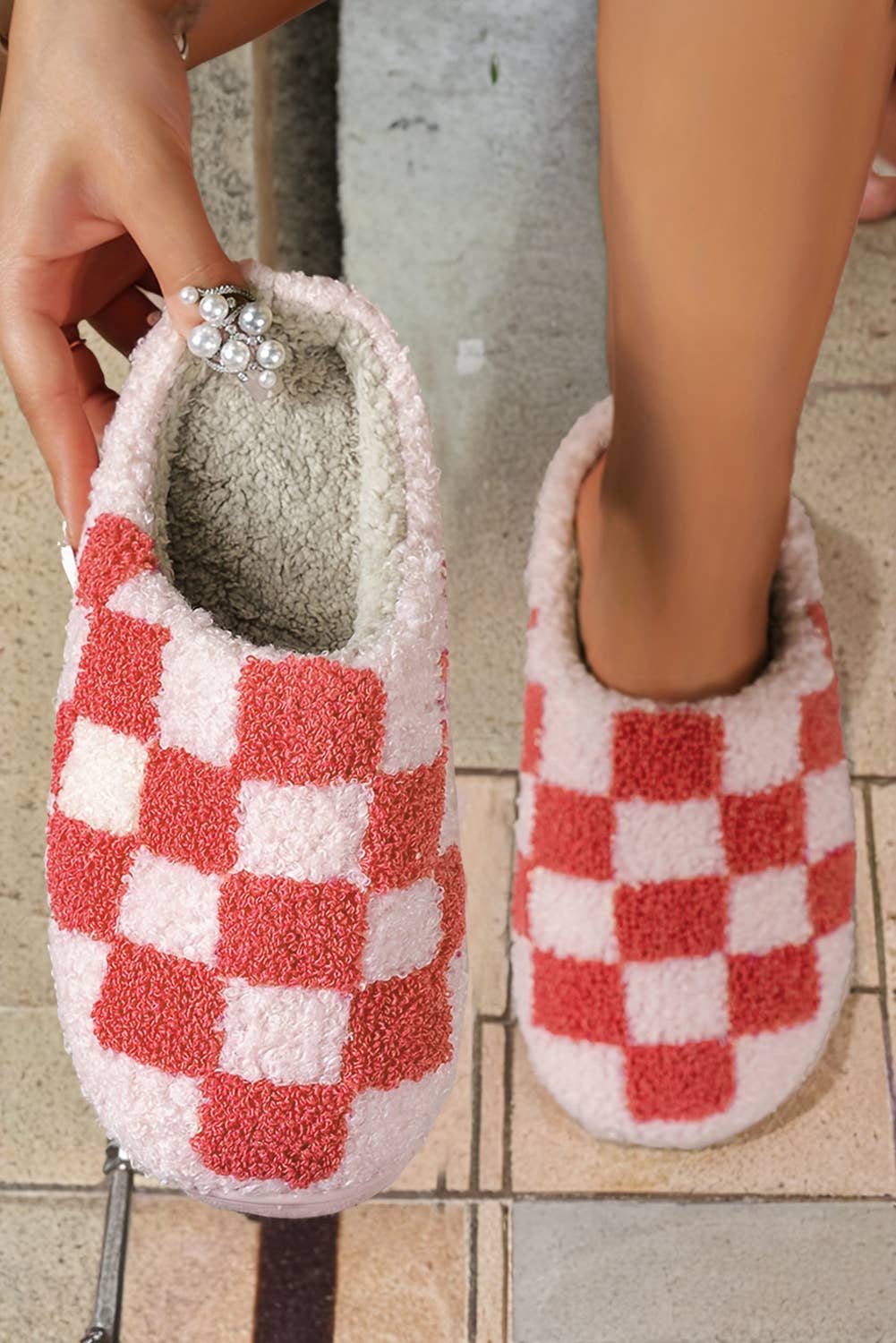 Checkered Print Fuzzy Slippers