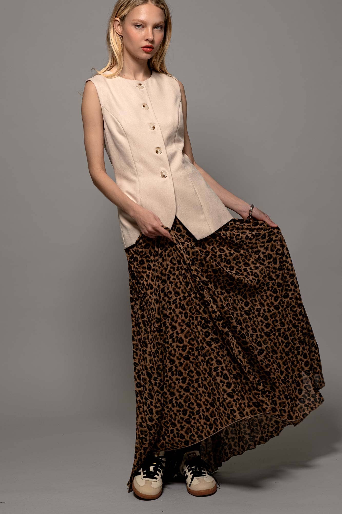 Leopard Print Pleated Skirt
