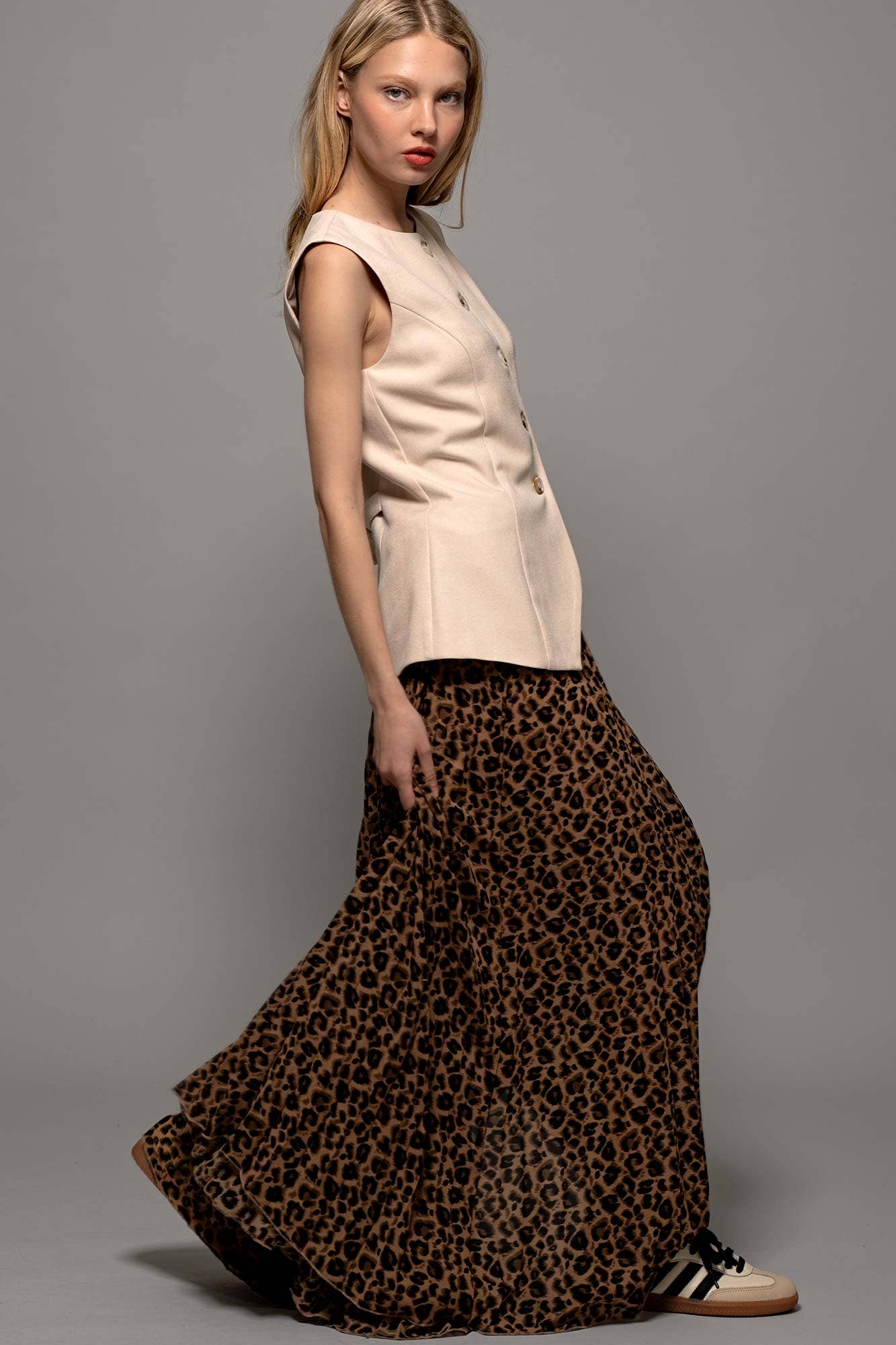 Leopard Print Pleated Skirt