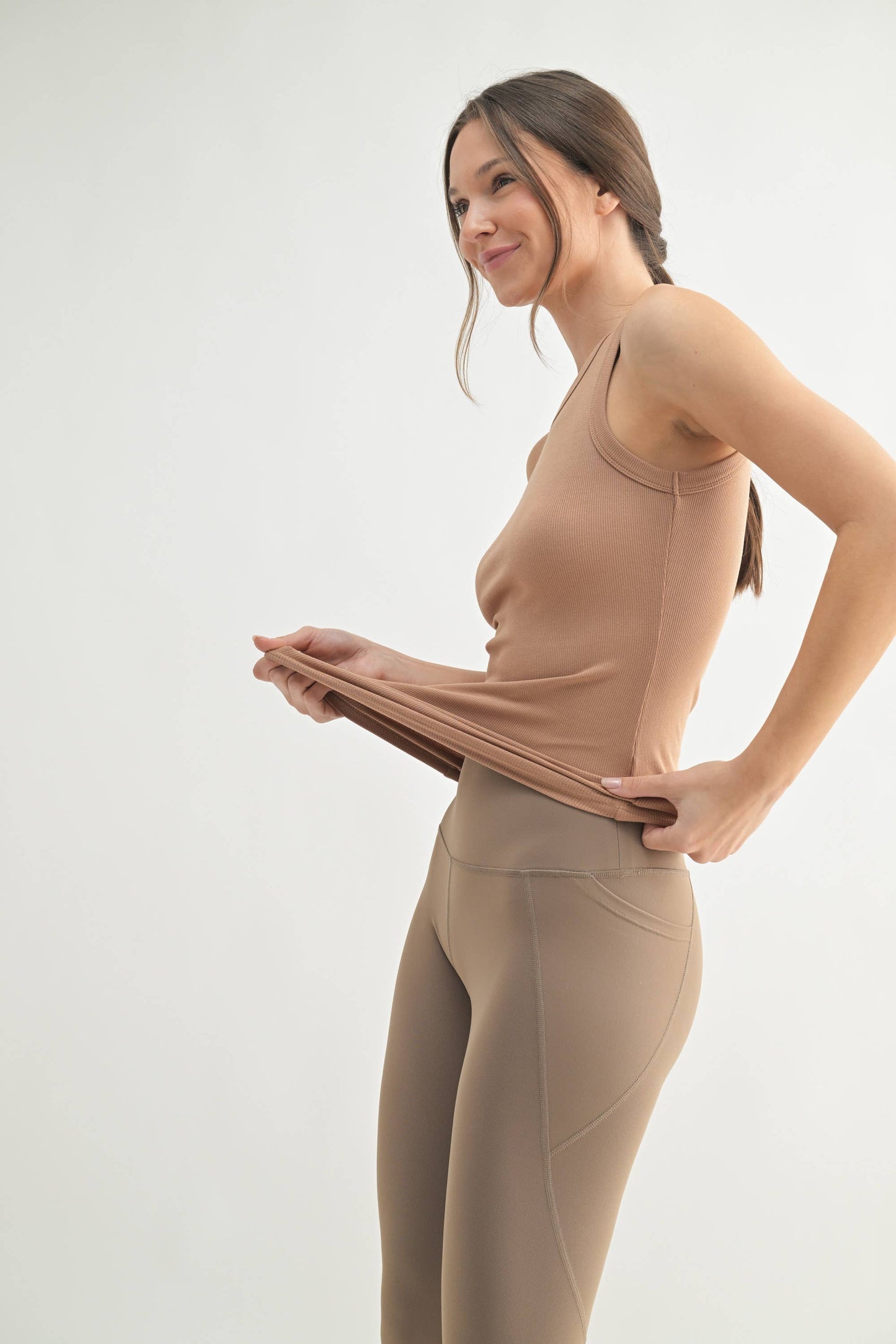 Mocha Essential Tank
