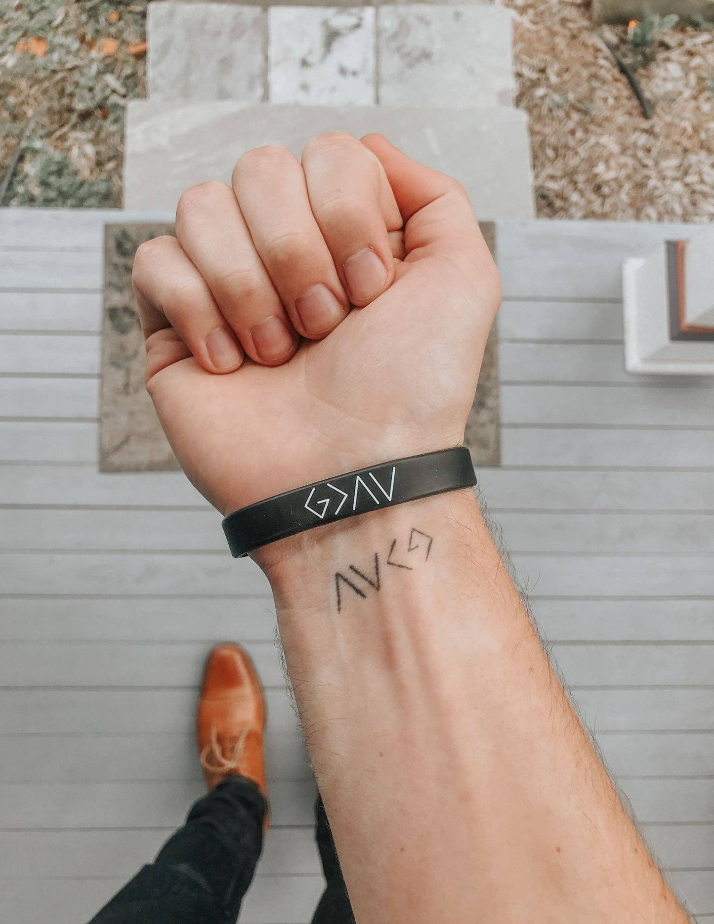 Highs and Lows Wristband: Black