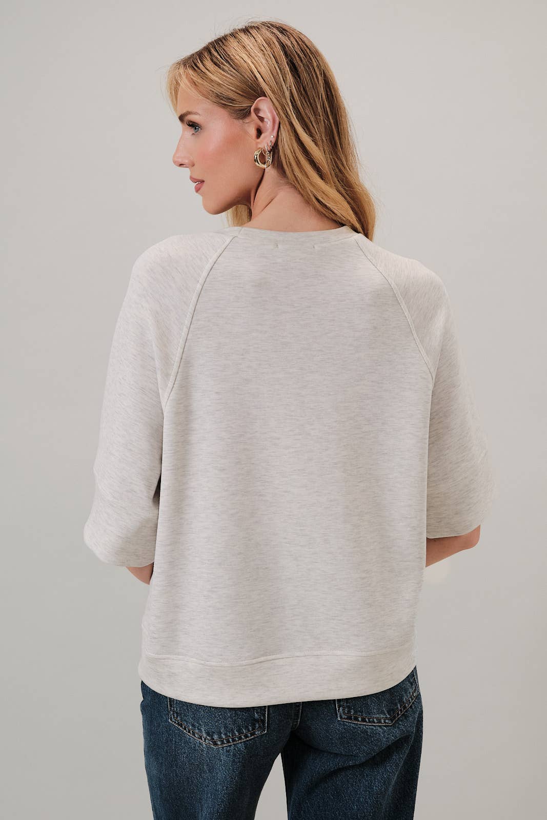 Crew Neck Raglan Gray Sweatshirt