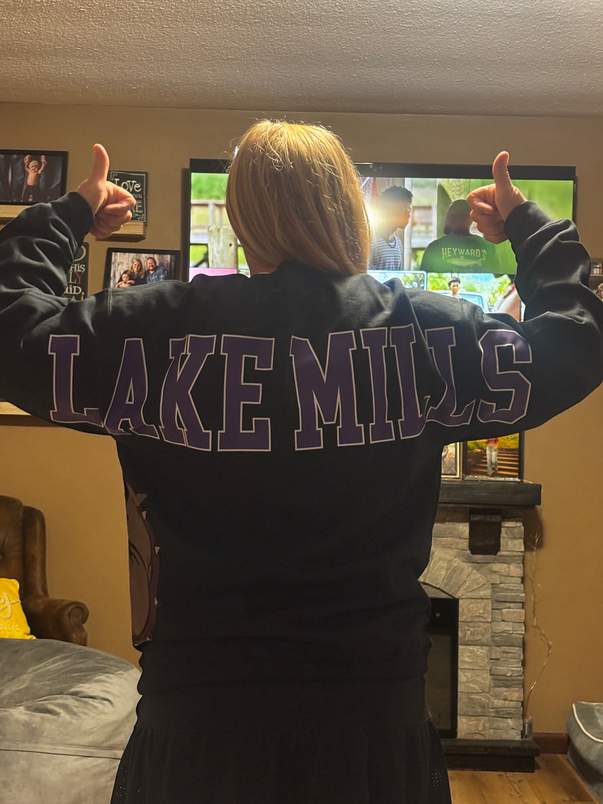 *Pre-order* Oversized Lake Mills graphic with Bulldog wrap